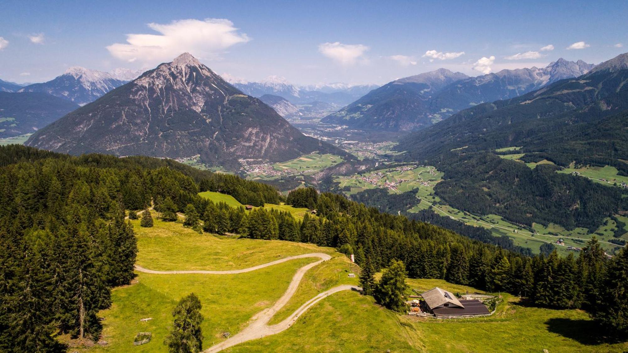 Apart Alpenzeit Arzl im Pitztal Exterior foto